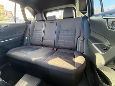 New 2025 Toyota RAV4 SE image 13