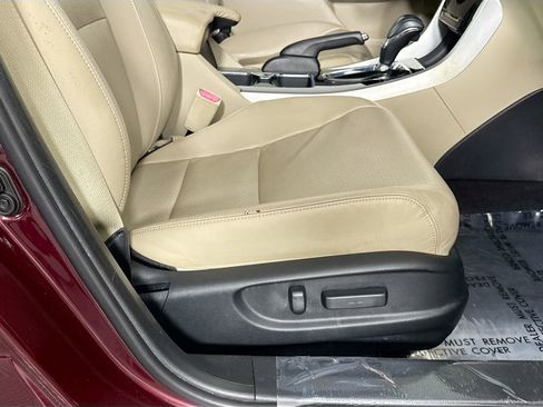 Used 2017 Honda Accord EX-L image 33