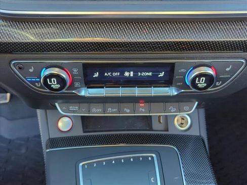 Used 2020 Audi SQ5 Prestige image 20