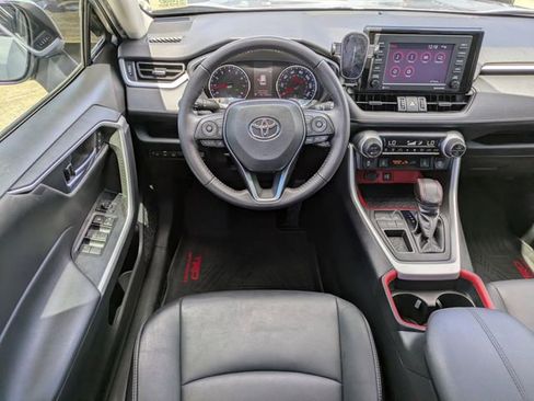 Used 2021 Toyota RAV4 XLE Premium FWD image 13