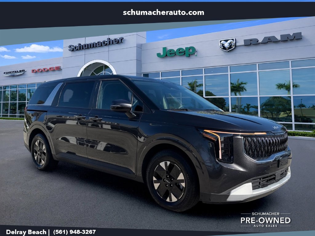 Used 2026 Kia Carnival LXS FWD image 1