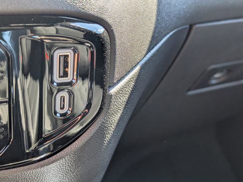 New 2026 Chevrolet Silverado 1500 LT w/ Leather Package image 19