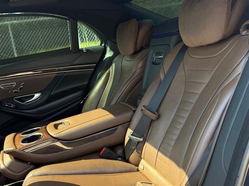 Used 2019 Mercedes-Benz S 560 4MATIC Sedan image 16