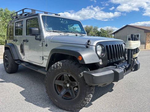 Used 2014 Jeep Wrangler Unlimited Sport w/ Quick Order Package 23S AWD/4WD image 1