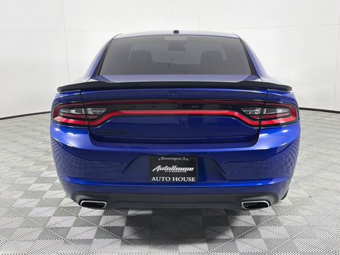 Used 2020 Dodge Charger SXT w/ Blacktop Package image 6