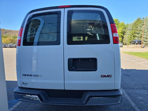 Used 2023 GMC Savana 2500 Work Van w/ Driver Convenience Package image 4