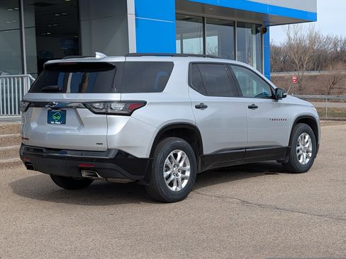 Certified 2021 Chevrolet Traverse Premier w/ Redline Edition image 3