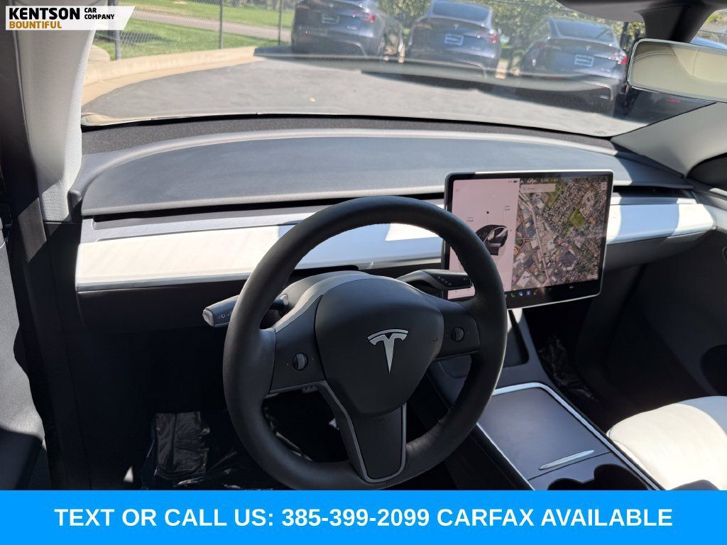 Used 2024 Tesla Model Y Performance AWD/4WD image 25