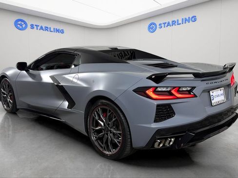 Used 2024 Chevrolet Corvette Stingray Premium Conv w/ Z51 Performance Package RWD image 18