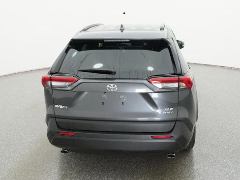 New 2025 Toyota RAV4 XLE image 18