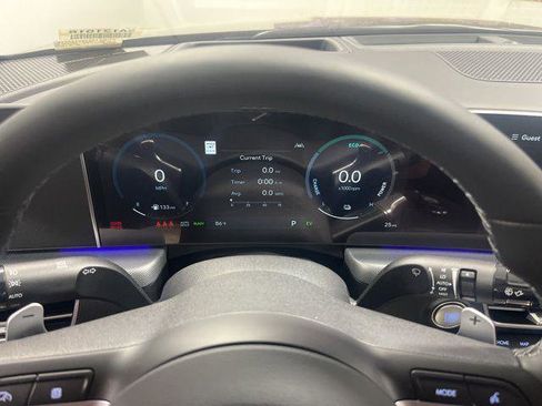 New 2025 Hyundai Sonata Limited image 13