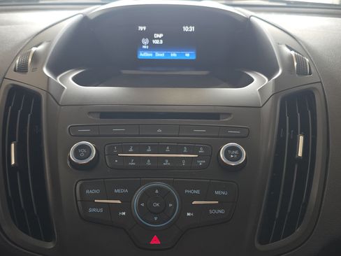 Used 2018 Ford Escape SE FWD image 18