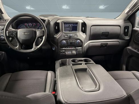 Used 2024 Chevrolet Silverado 1500 Custom Trail Boss AWD/4WD image 15