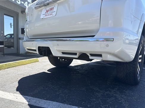 Used 2014 Toyota 4Runner Limited AWD/4WD image 9