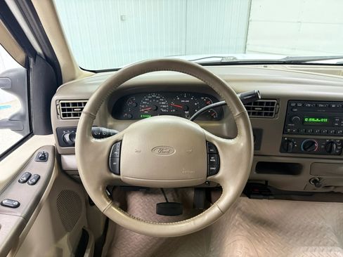 Used 2002 Ford F350 2WD SuperCab DRW Super Duty image 18