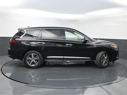 Used 2020 INFINITI QX60 Luxe w/ Essential Package image 46