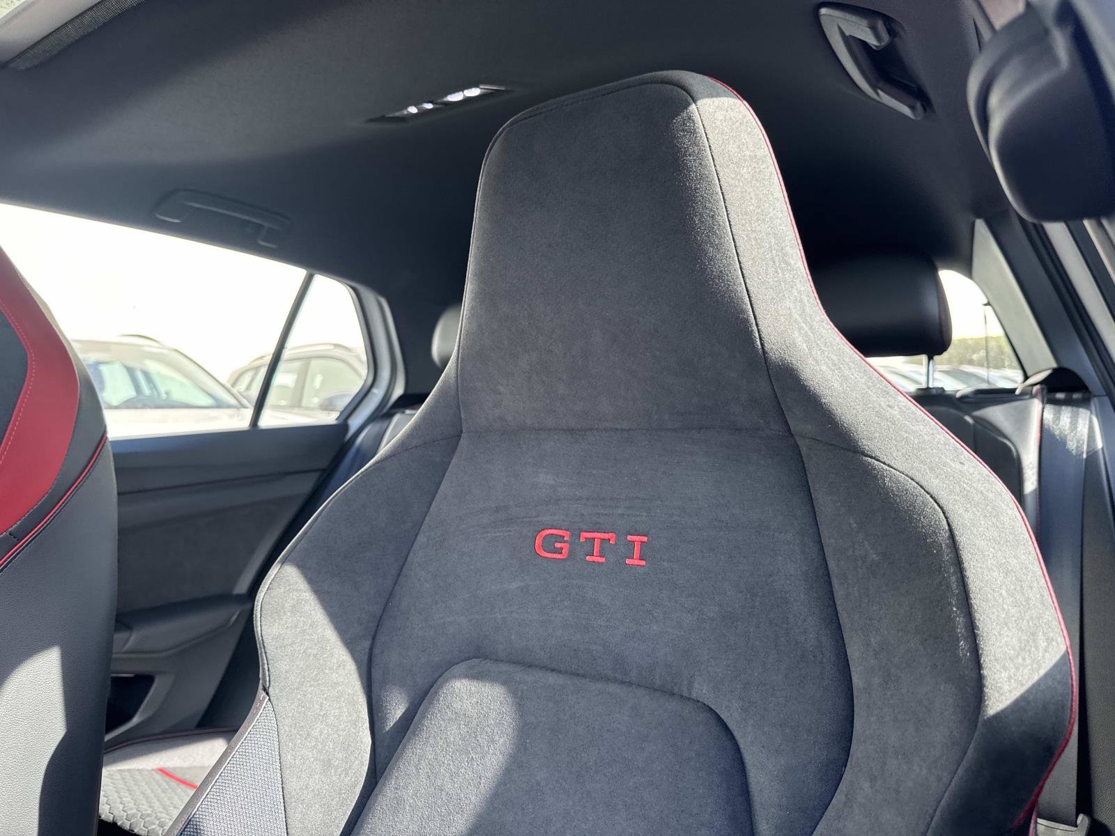 New 2026 Volkswagen GTI SE FWD image 16