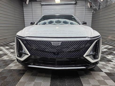 Used 2024 Cadillac Lyriq Tech w/ Driver Assist Package AWD/4WD image 3