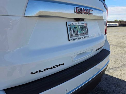 Used 2024 GMC Yukon XL Denali w/ Advanced Technology Package AWD/4WD image 14