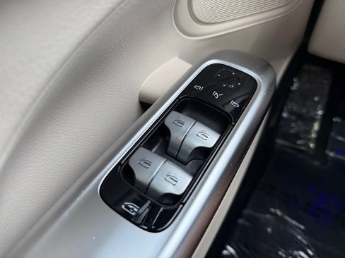 Certified 2024 Mercedes-Benz C 300 4MATIC Sedan image 23