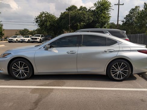Used 2023 Lexus ES 350 w/ Premium Package FWD image 5