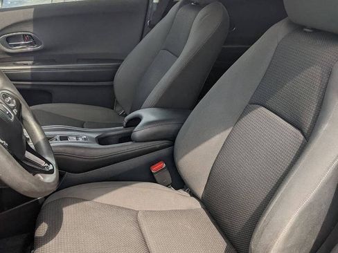 Used 2019 Honda HR-V EX image 21