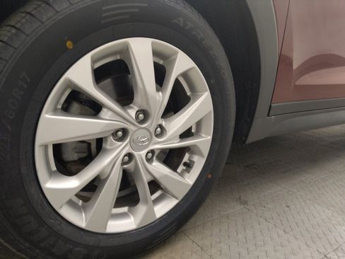 Used 2019 Hyundai Tucson Value FWD image 31