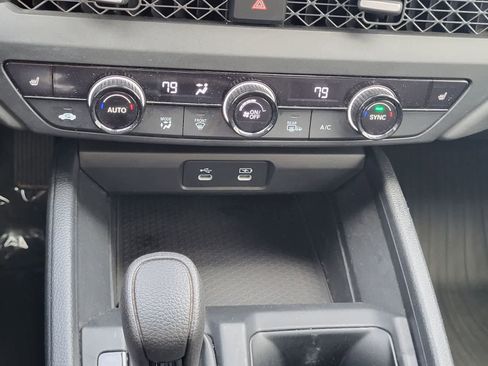 Used 2023 Honda Accord EX image 19