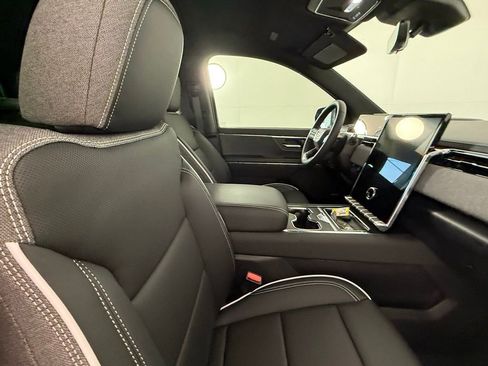 New 2026 GMC Sierra EV Elevation w/ Premium Package image 23