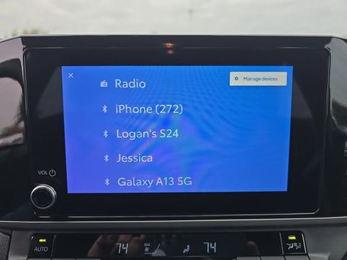 Used 2025 Toyota Camry SE image 20