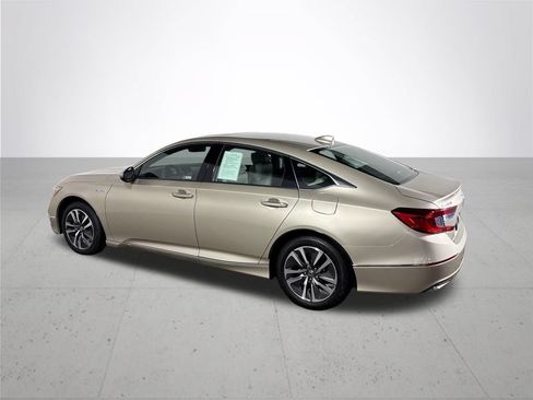 Used 2019 Honda Accord Touring image 8