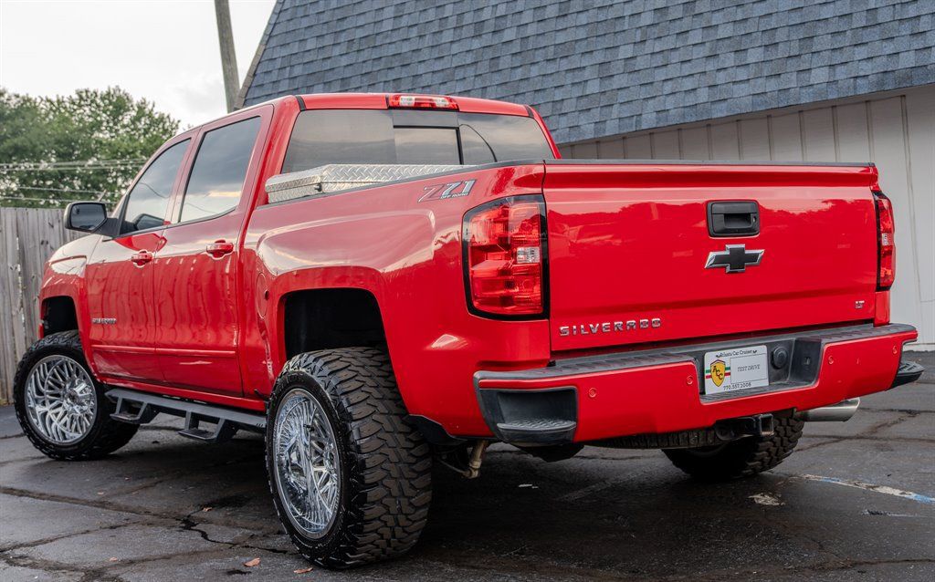Used 2018 Chevrolet Silverado 1500 LT w/ All Star Edition AWD/4WD image 3