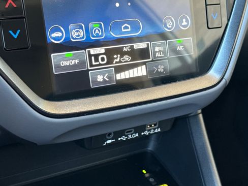 New 2026 Subaru Crosstrek 2.5i Limited w/ Crosstrek Mirror Package AWD/4WD image 22