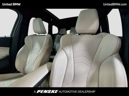 Used 2023 BMW X1 xDrive28i w/ Premium Package AWD/4WD image 5