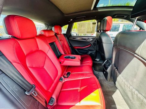 Used 2017 Porsche Macan S image 15