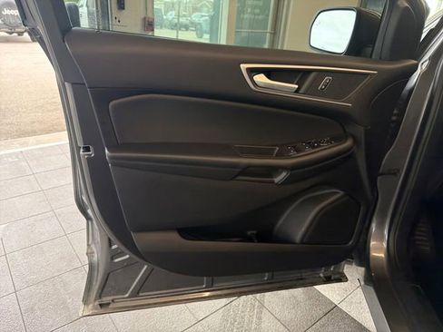 Used 2024 Ford Edge SEL image 20