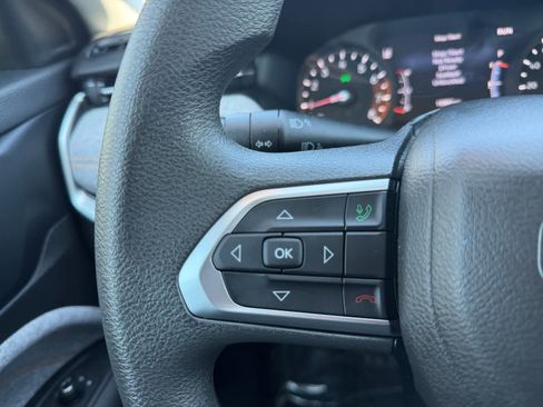 Used 2022 Jeep Compass Sport AWD/4WD image 21