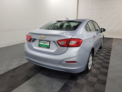 Used 2018 Chevrolet Cruze LT image 9