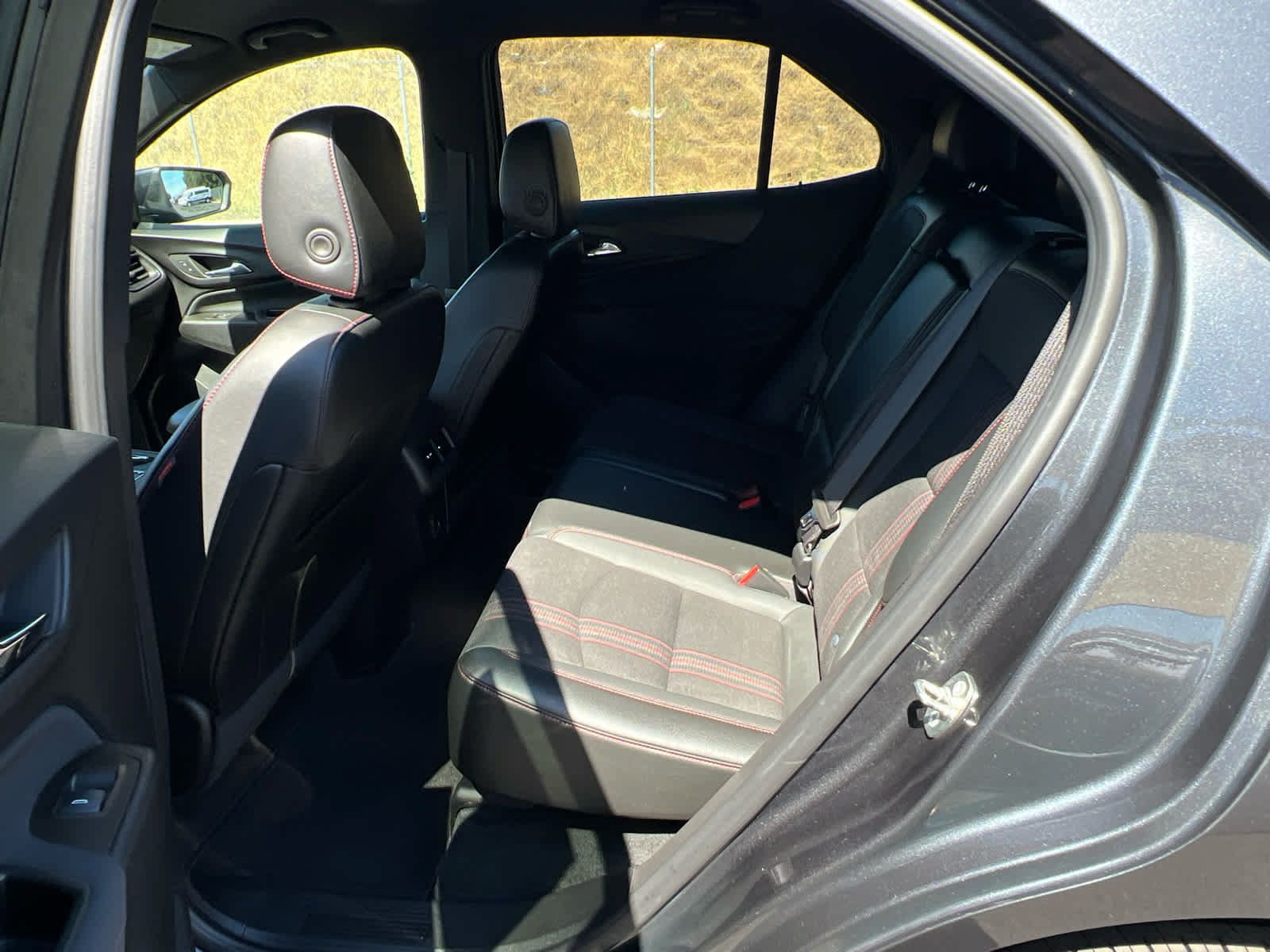 Used 2023 Chevrolet Equinox RS AWD/4WD image 13