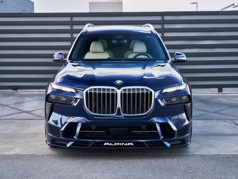 Used 2024 BMW ALPINA XB7 image 11