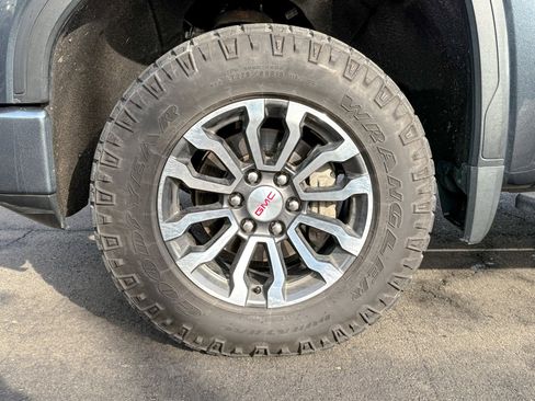 Used 2021 GMC Sierra 1500 AT4 w/ AT4 Premium Package image 10