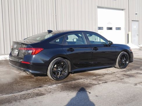 Used 2024 Honda Civic Sport image 9