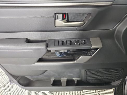 Used 2025 Toyota Tundra Limited image 10