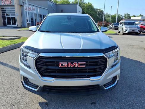 Used 2022 GMC Terrain SLE FWD image 19