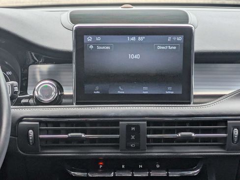 Used 2021 Lincoln Corsair FWD w/ Rear Removable Package Tray image 20