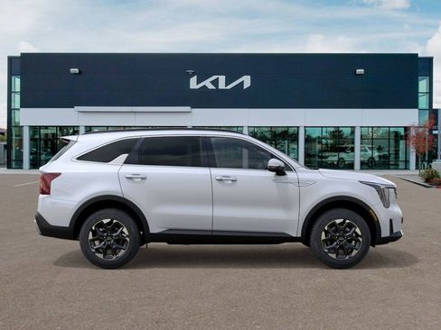 New 2026 Kia Sorento S image 7
