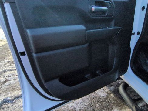 Certified 2025 Chevrolet Silverado 2500 Custom w/ Custom Value Package image 21