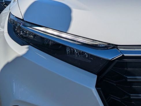 Used 2023 Honda CR-V EX image 10