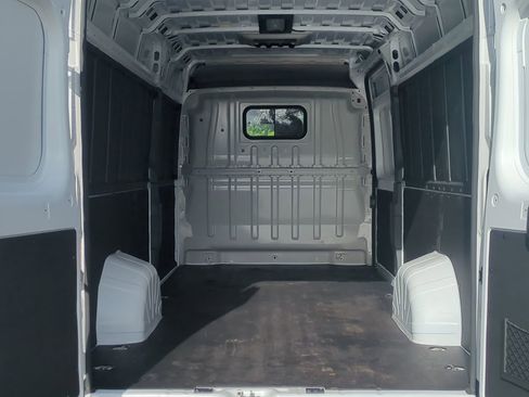 Used 2025 RAM ProMaster 3500 w/ Convenience Group FWD image 14