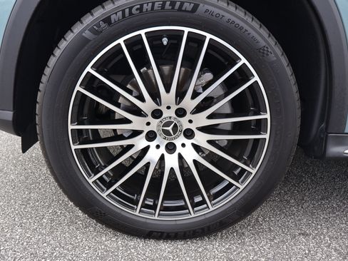 Used 2026 Mercedes-Benz GLC 300 4MATIC image 9